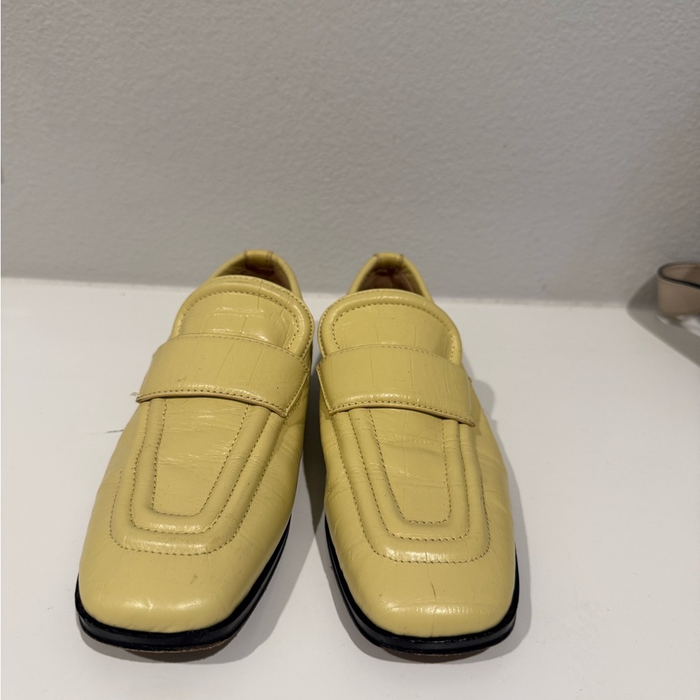 Bottega Veneta Yellow Leather Women's Loafers